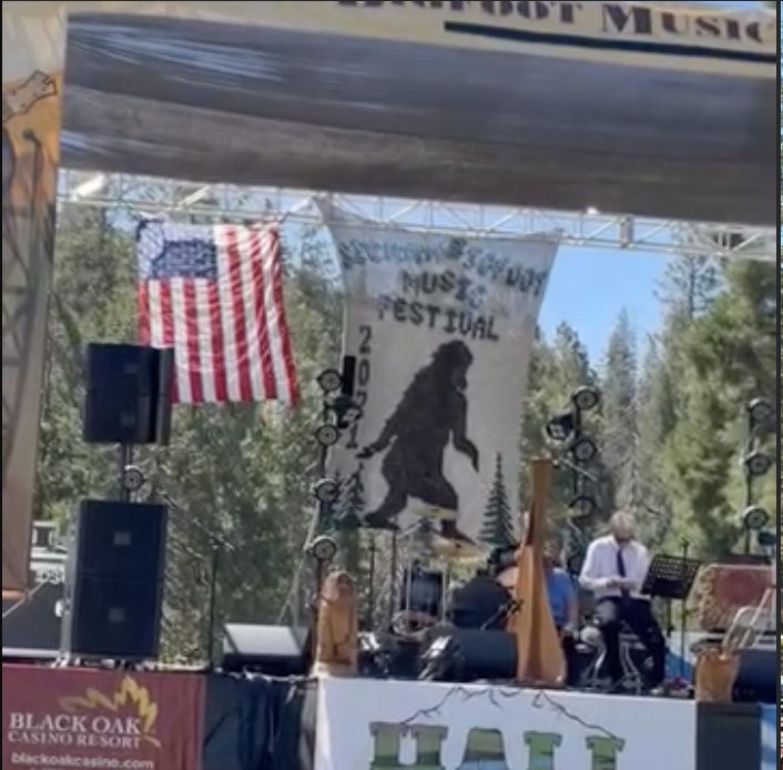 Renee and Phil performing on the Sierra Bigfoot Music Festival stage
